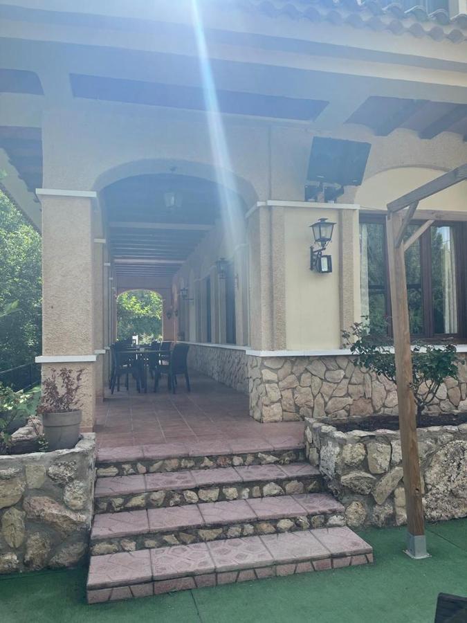 Hostal Restaurante Andra Rio Madera Exterior foto